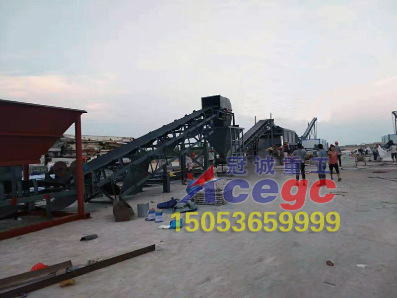 大型海沙凈化設(shè)備現(xiàn)場(chǎng)